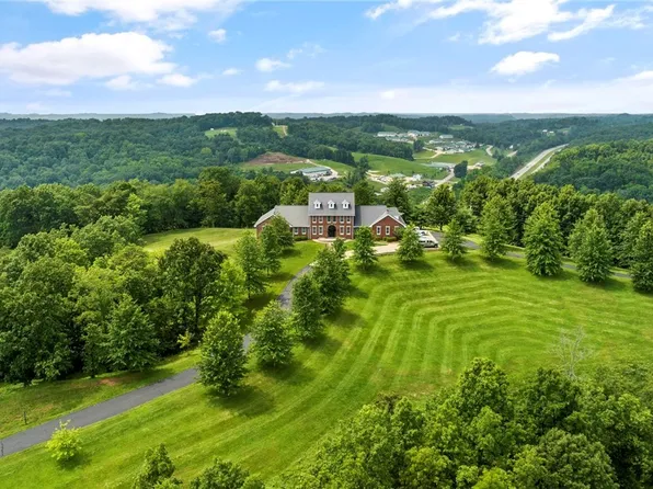 2585 Glendale Rd, Marietta, OH 45750