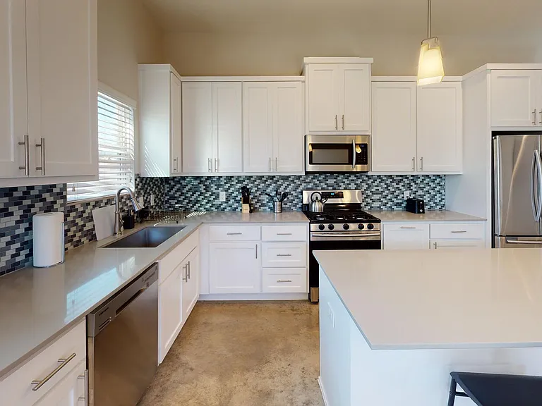 6204 Langham St #A — Photo 14