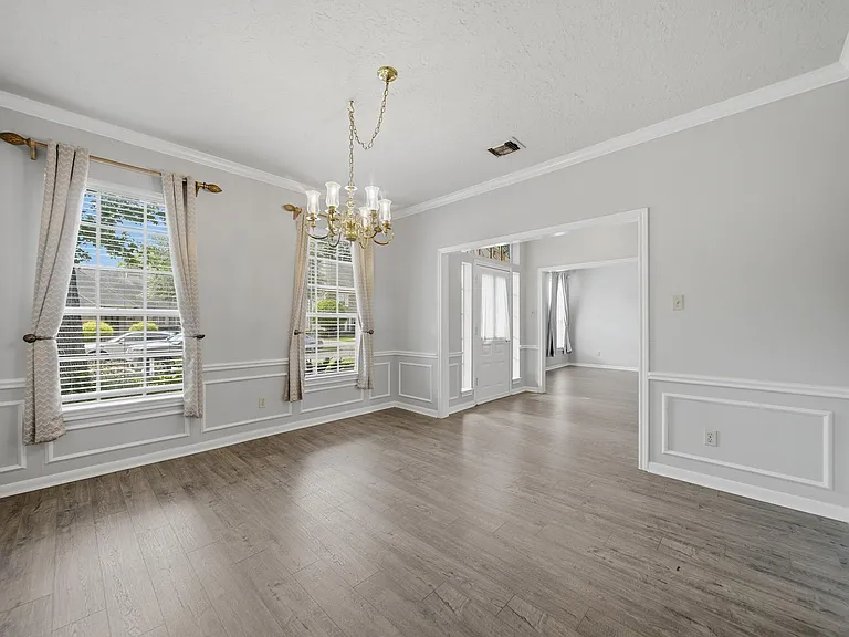 15122 Greenleaf Ln — Photo 10