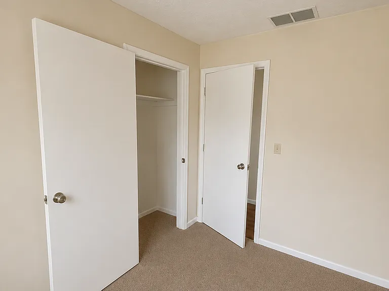 3805 S Valmore Ave — Photo 25