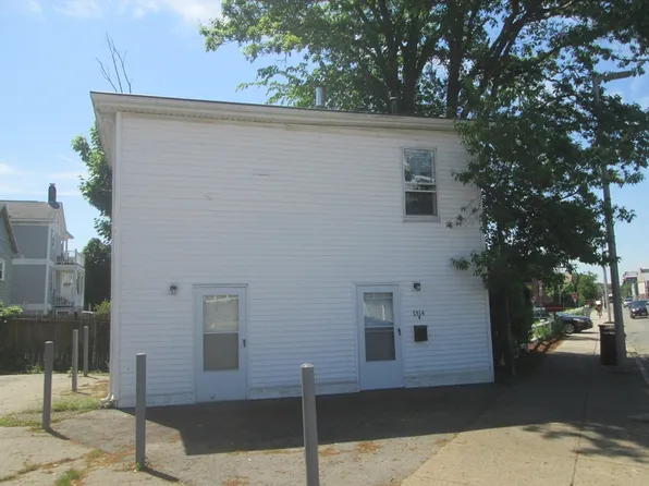 1314 Hyde Park Ave, Hyde Park, MA 02136
