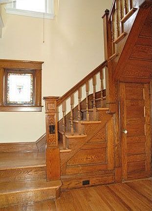 2nd image of 7 Lexington St