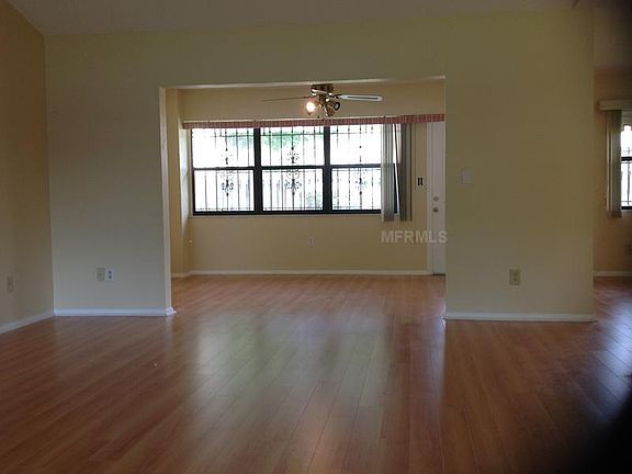 2nd image of 2621 Laurelwood Dr