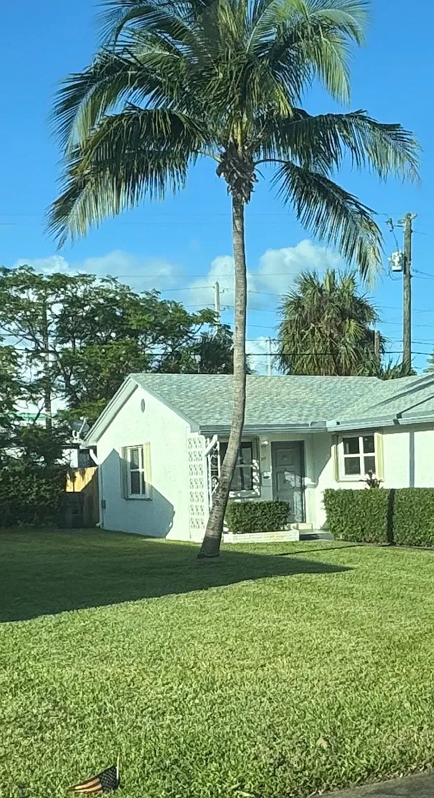 2 bed, $2,500 — Photo 1