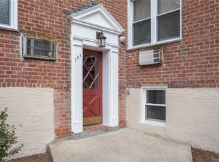 704 Palmer Ct APT 1F, Mamaroneck, NY 10543