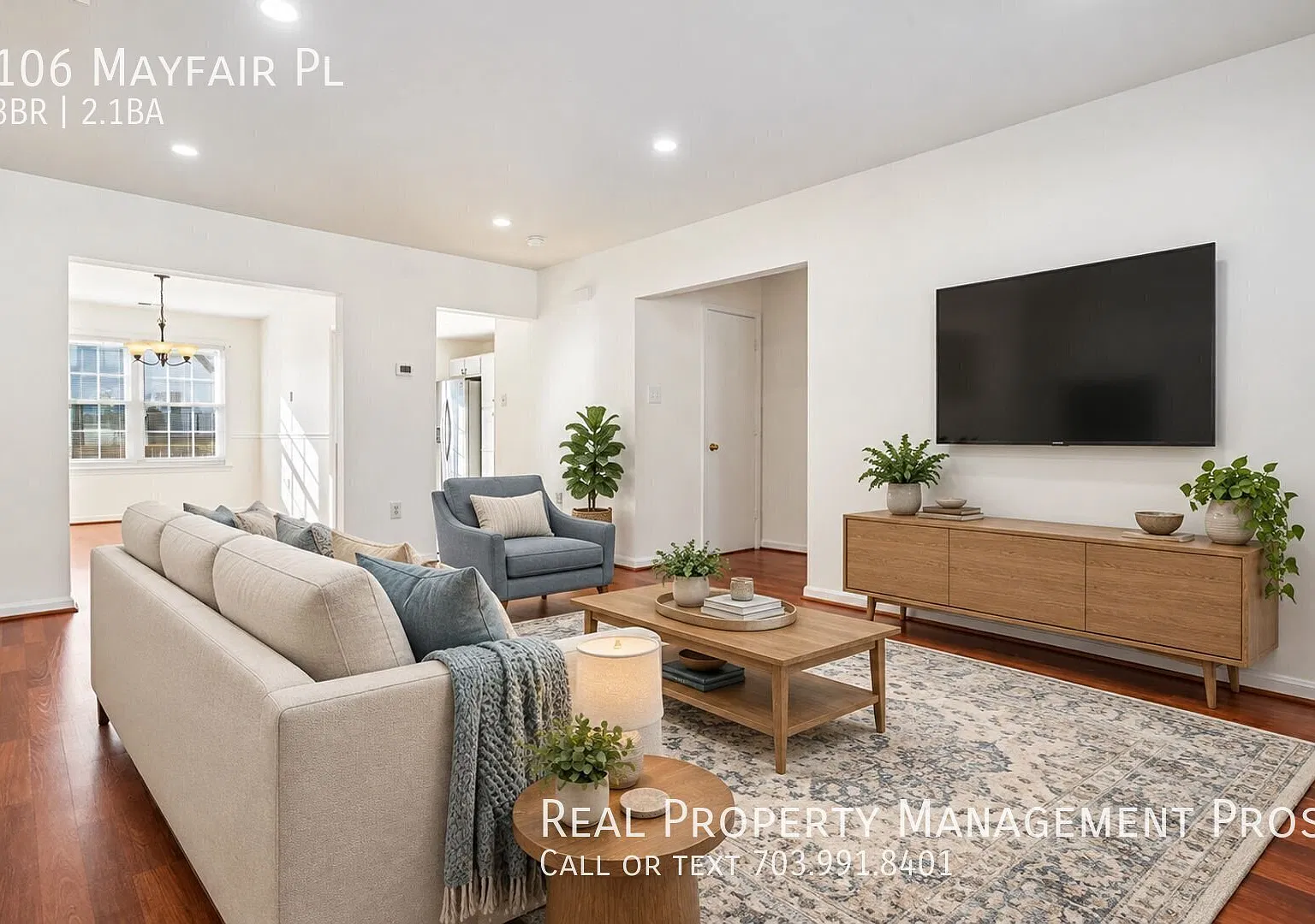 3 Bed Townhome w/ Garage & Fenced backyard! — Photo 4