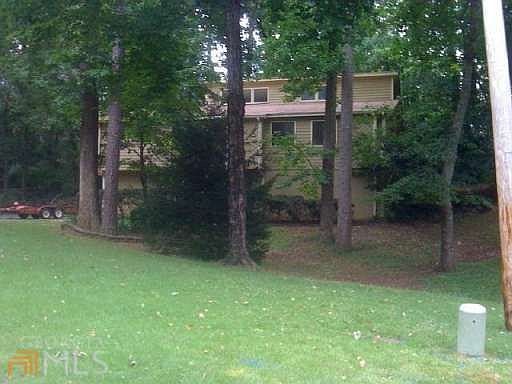 3rd image of 4858 Old Farm Ct NE