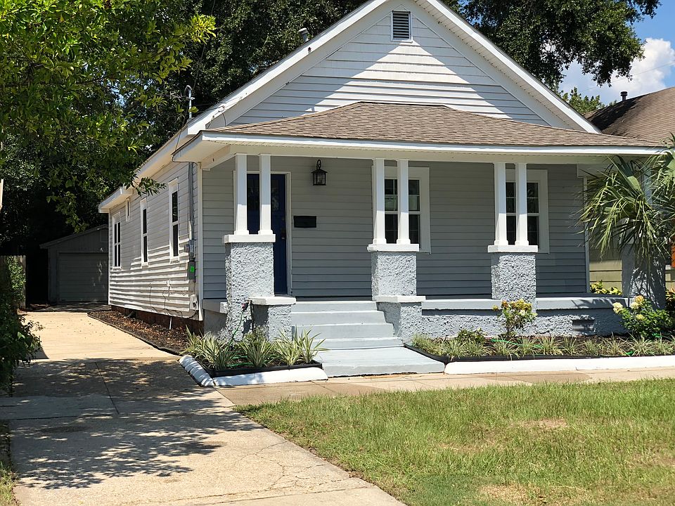 1st image of 1324 E Gadsden St