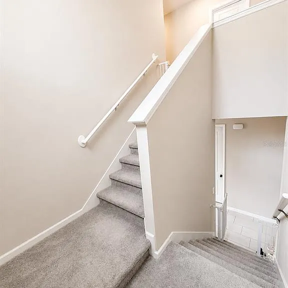 560 Summit River Dr — Photo 29