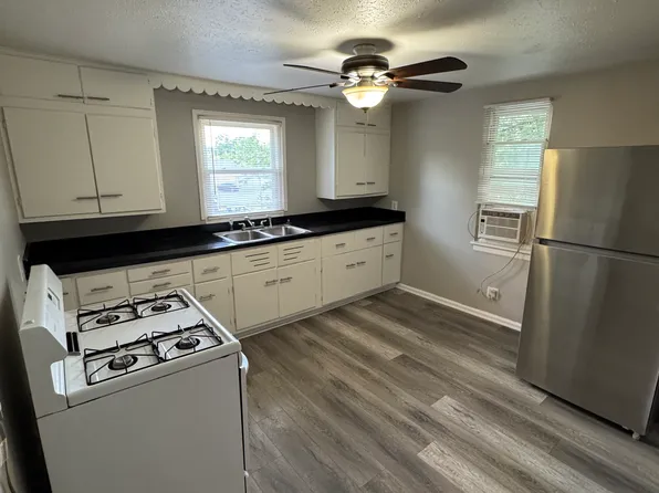 4046 Taylor Blvd #2, Louisville, KY 40215