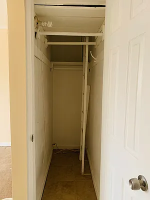 Rented by 18 REALTY | media 43