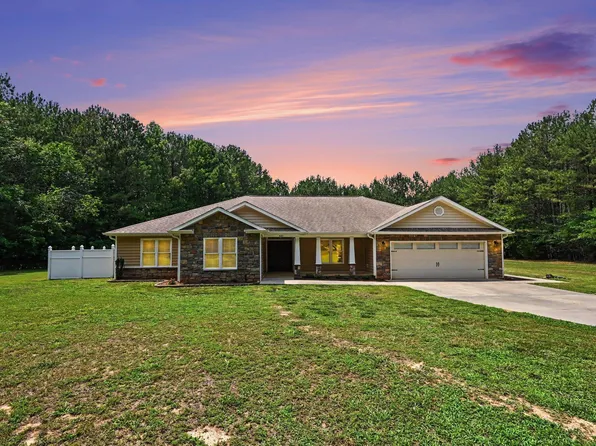 441 Foxwood Trl, Pittsboro, NC 27312