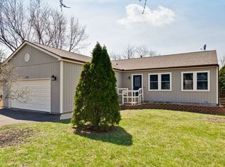 1305 Washington St, Lake In The Hills, IL 60156