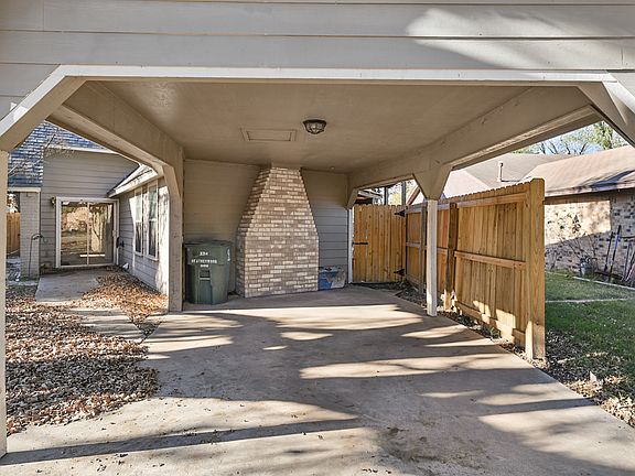 3rd image of 3214 Heatherwood Dr