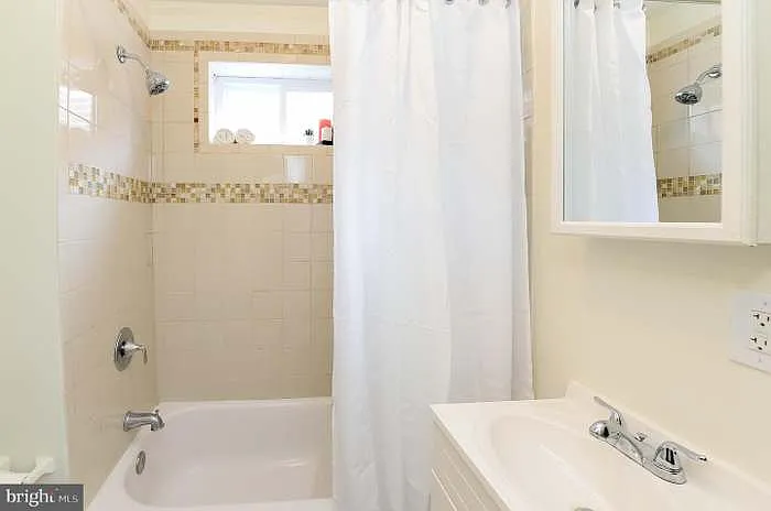 Hall Bathroom