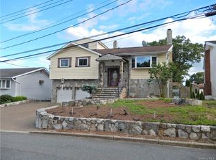 22 Cherrywood Rd, Yonkers, NY 10710