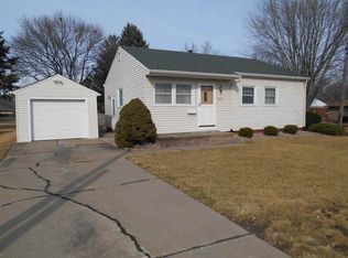 1215 36th Ave, East Moline, IL 61244