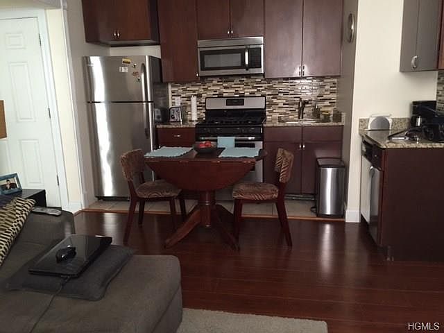 2nd image of 295 Main St APT 1