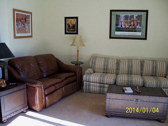 3rd image of 2520 Glenmore Dr