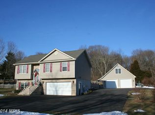 240 N Hayfield Rd, Winchester, VA 22603