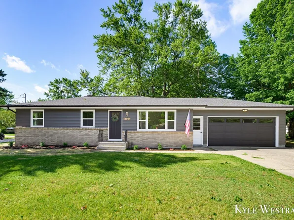 1126 Three Mile Rd NW, Grand Rapids, MI 49544