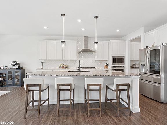 3rd image of 12906 S Sydney Cir