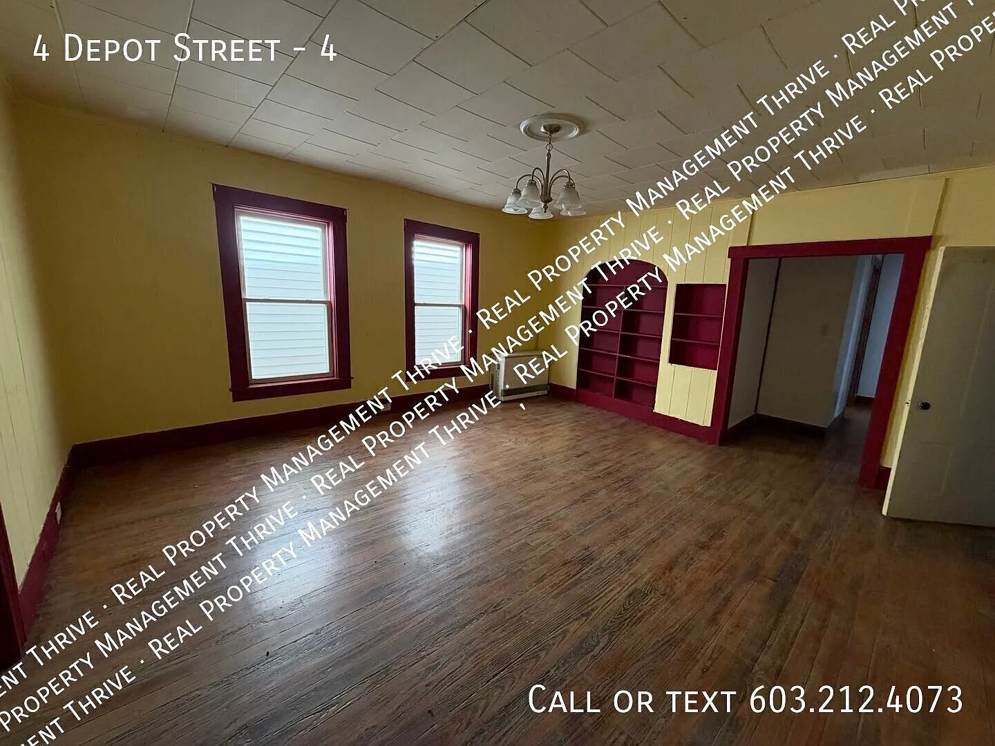 Bright & Spacious Upper-Level 2-Bedroom Near Main Street — Photo 2