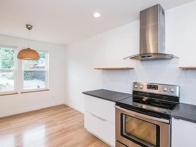8604 NE Beech St #B — Photo 6
