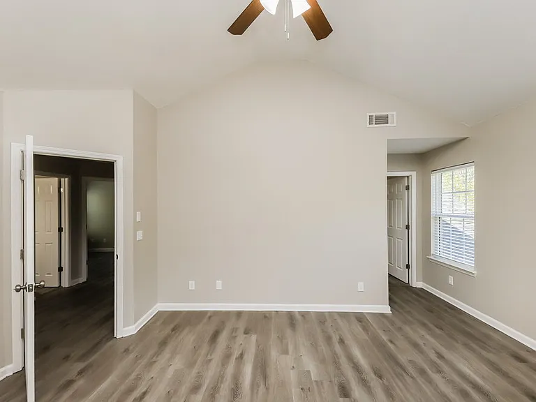 4806 Brookwood Pl — Photo 10