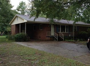 306 S Charleston St, Blacksburg, SC 29702