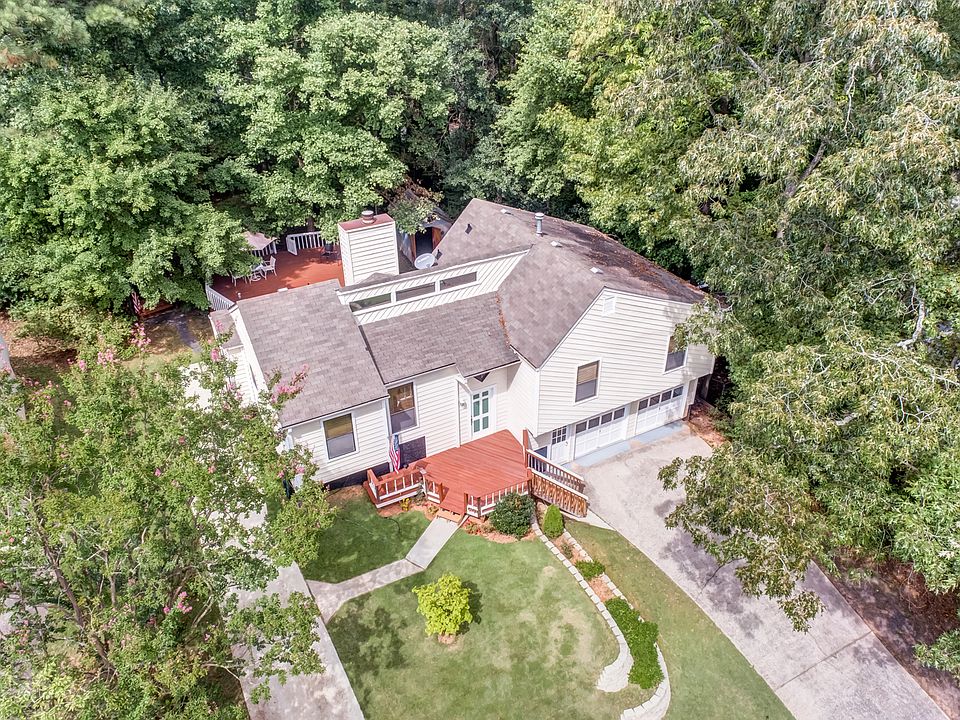1st image of 7070 Stone Wood Dr NW