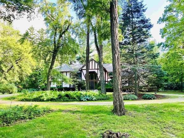 6105 South Highlands Avenue, Madison, WI 53705