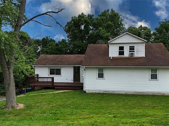 2nd image of 733 Abel Dr