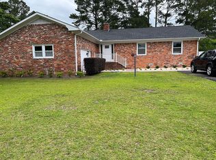 310 Rockledge Rd, New Bern, NC 28562
