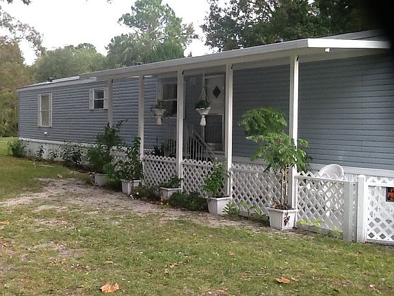 3rd image of 104 Basin Dr