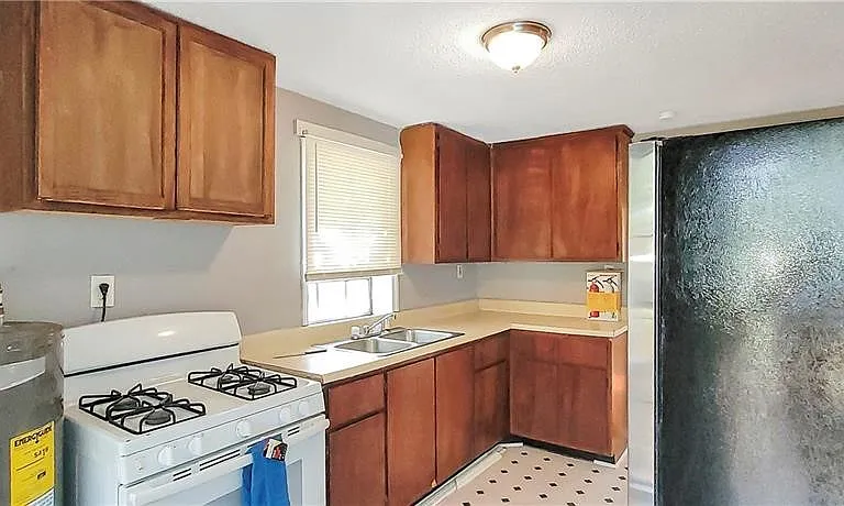808 Wexler St — Photo 10