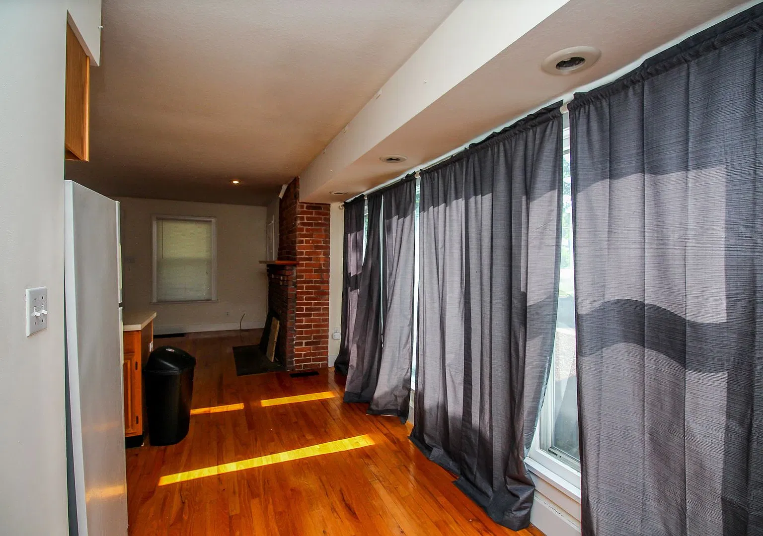 1410 Anthony — Photo 2