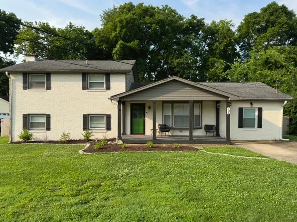 106 Colonial Dr, Hendersonville, TN 37075