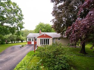9 5th St, East Greenwich, RI 02818