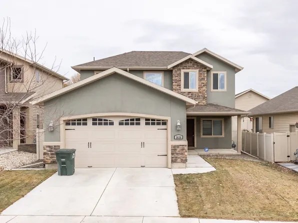 3636 Autumn Colors Dr, Elko, NV 89801