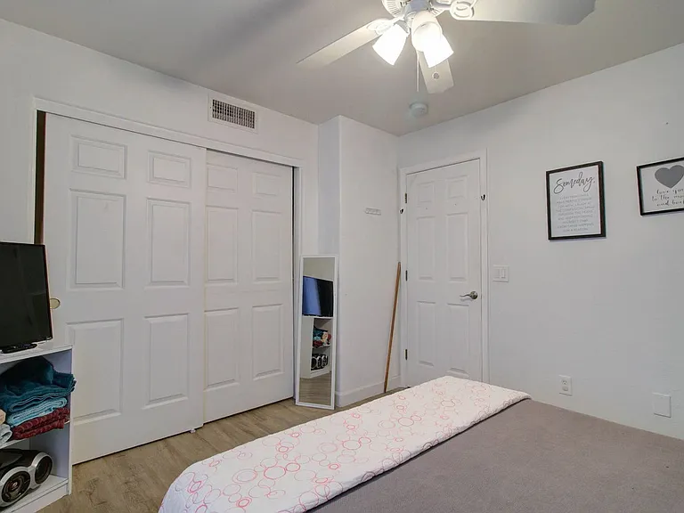 2576 E Brooks St — Photo 37