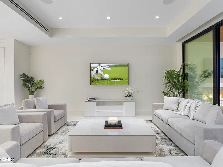 6587 N Palmeraie Blvd #2015 — Photo 19