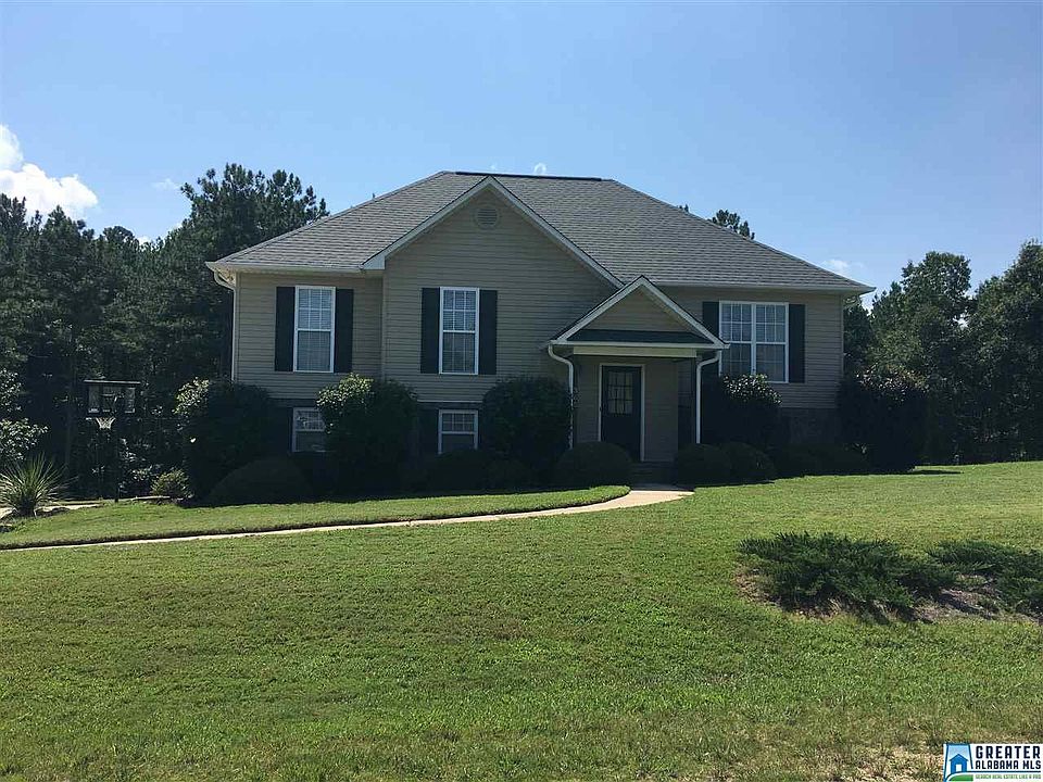 1st image of 365 Parkwood Dr