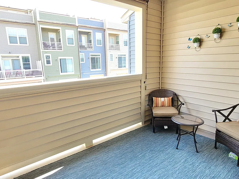 8667 Shady Pines Dr — Photo 24