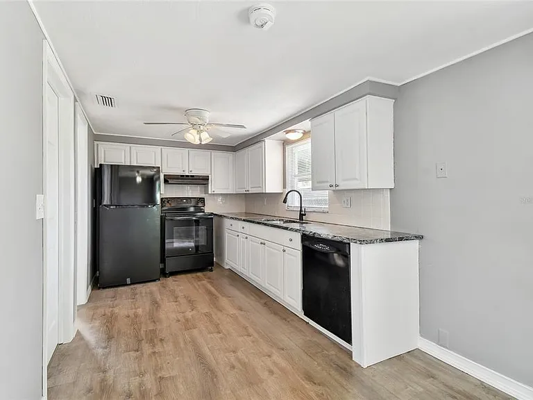 7721 Arbordale Dr — Photo 26