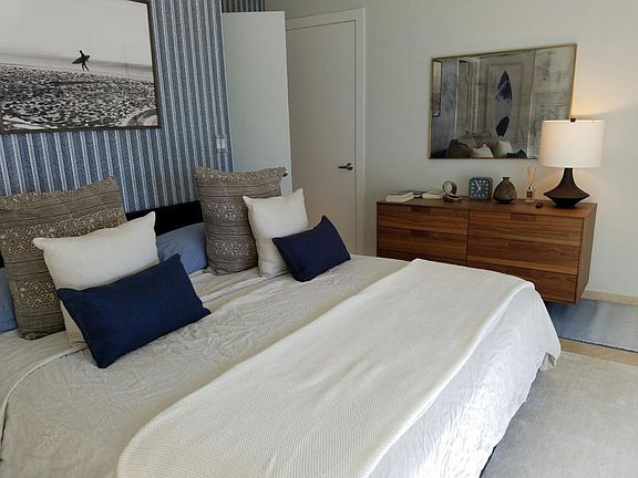 5th image of 1060 Brickell Ave APT 3211