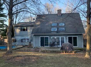 6121 116th St #1, Pleasant Prairie, WI 53158