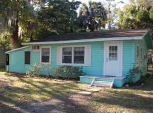 6626 Riverside Dr, Yankeetown, FL 34498