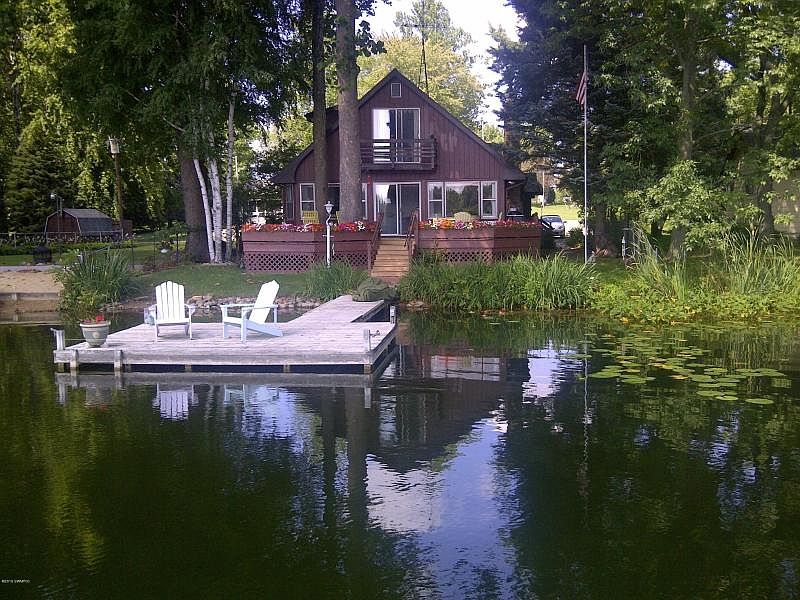 1st image of 9100 Meadowbrook #1