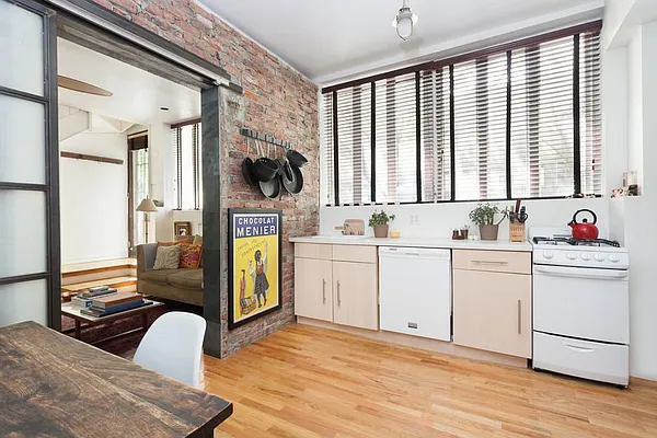 Rented by Stribling | media 16